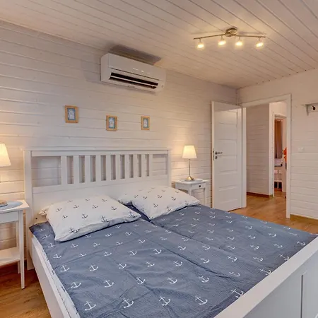 Dom Wakacyjny Baltic Home Zastan Zewnętrze zdjęcie