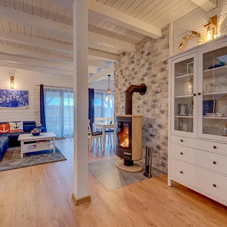 Dom Wakacyjny Baltic Home Zastan Zewnętrze zdjęcie
