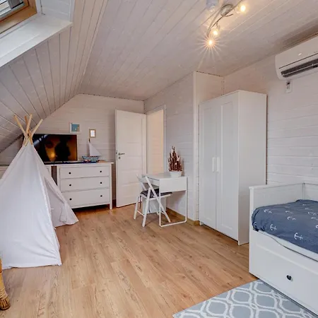 Dom Wakacyjny Baltic Home Zastan Zewnętrze zdjęcie